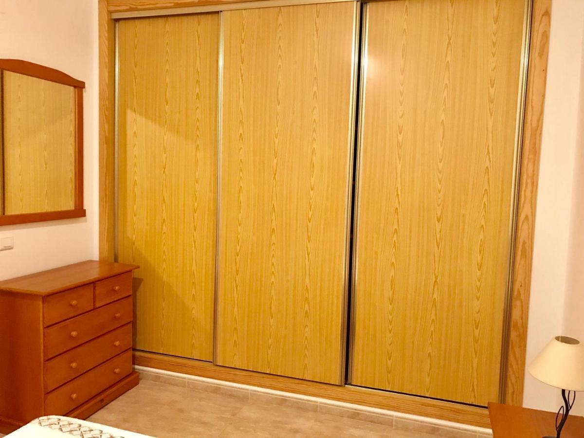 Apartamentos En Deltebre Eksteriør billede
