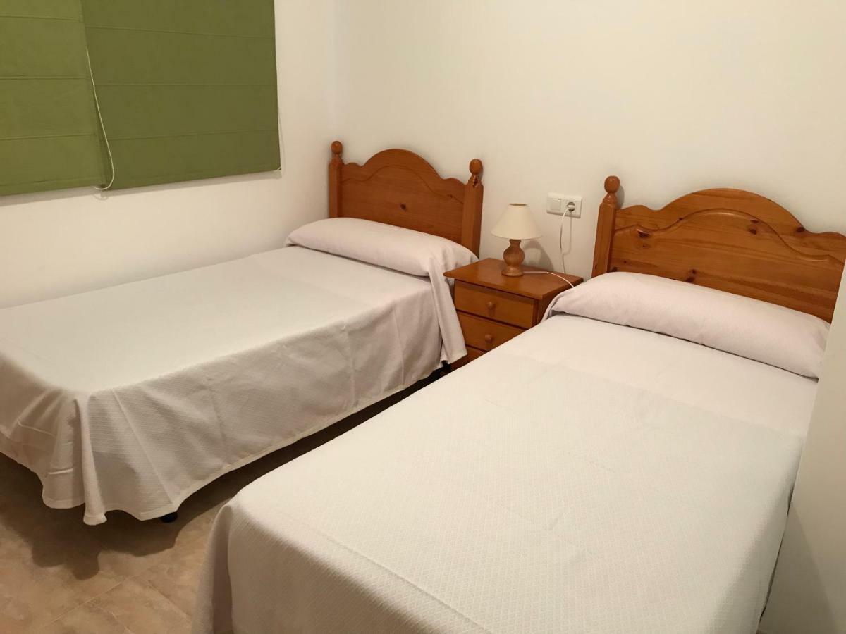 Apartamentos En Deltebre Eksteriør billede
