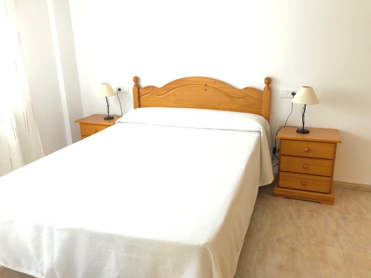 Apartamentos En Deltebre Eksteriør billede