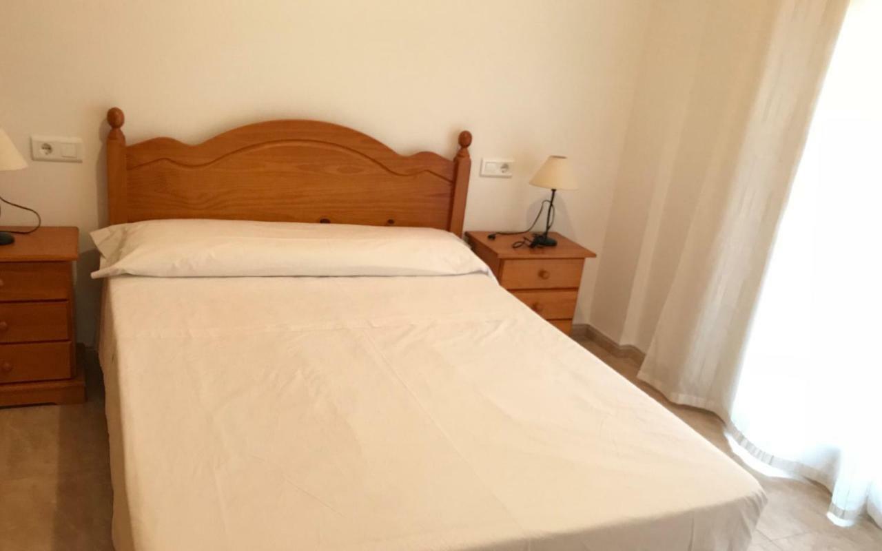 Apartamentos En Deltebre Eksteriør billede